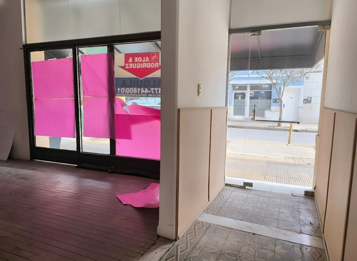 Local comercial en alquiler ubicado en Centro - Imagen 3