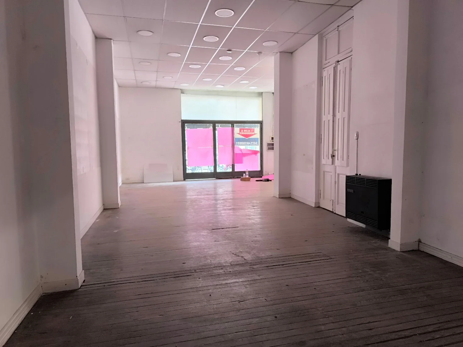 Local comercial en alquiler ubicado en Centro - Imagen 4