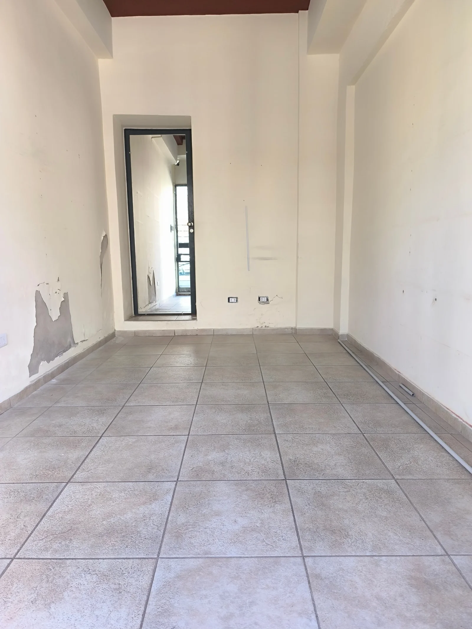 Local comercial en alquiler ubicado en Centro - Imagen 3