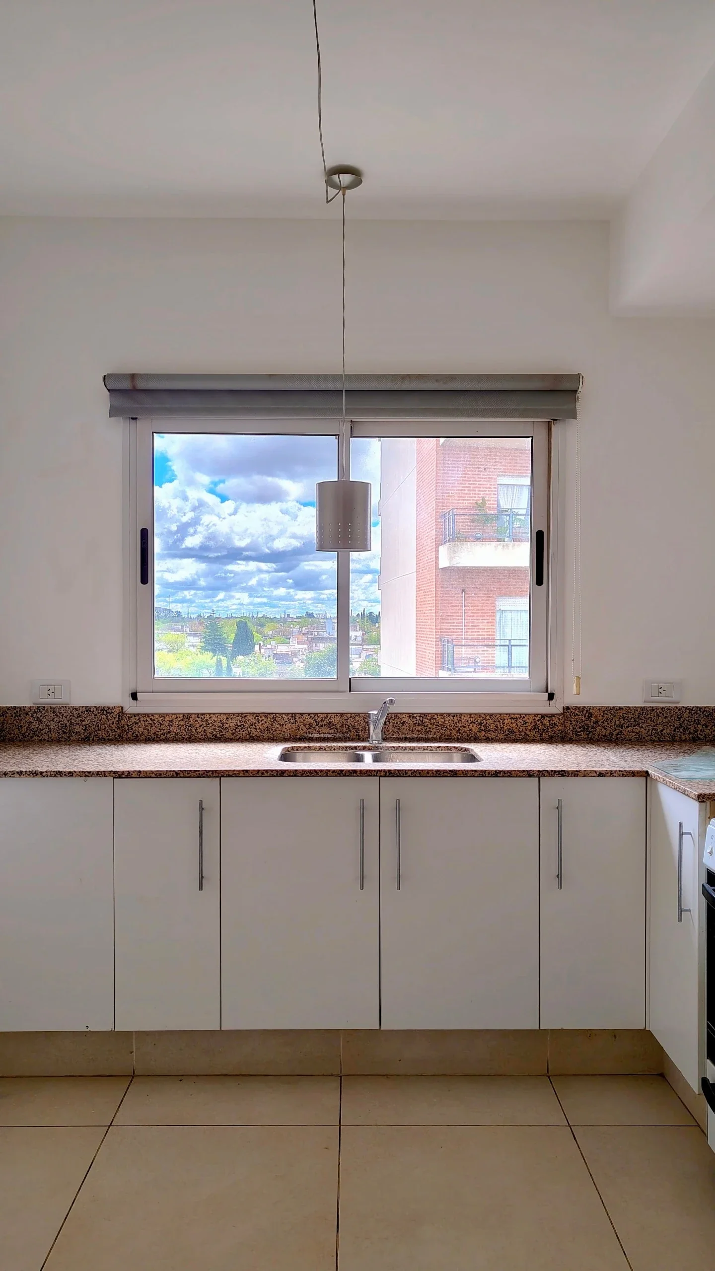 Departamento en alquiler de 2 dormitorios con cochera - Centro, Pergamino - Imagen 2