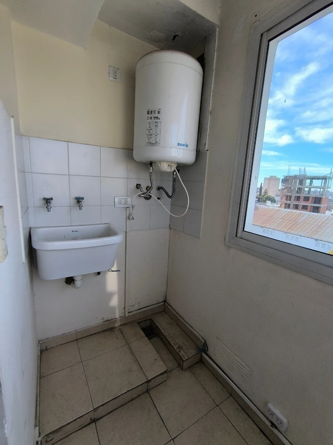 Departamento en alquiler c/ cochera en Centro - Imagen 3