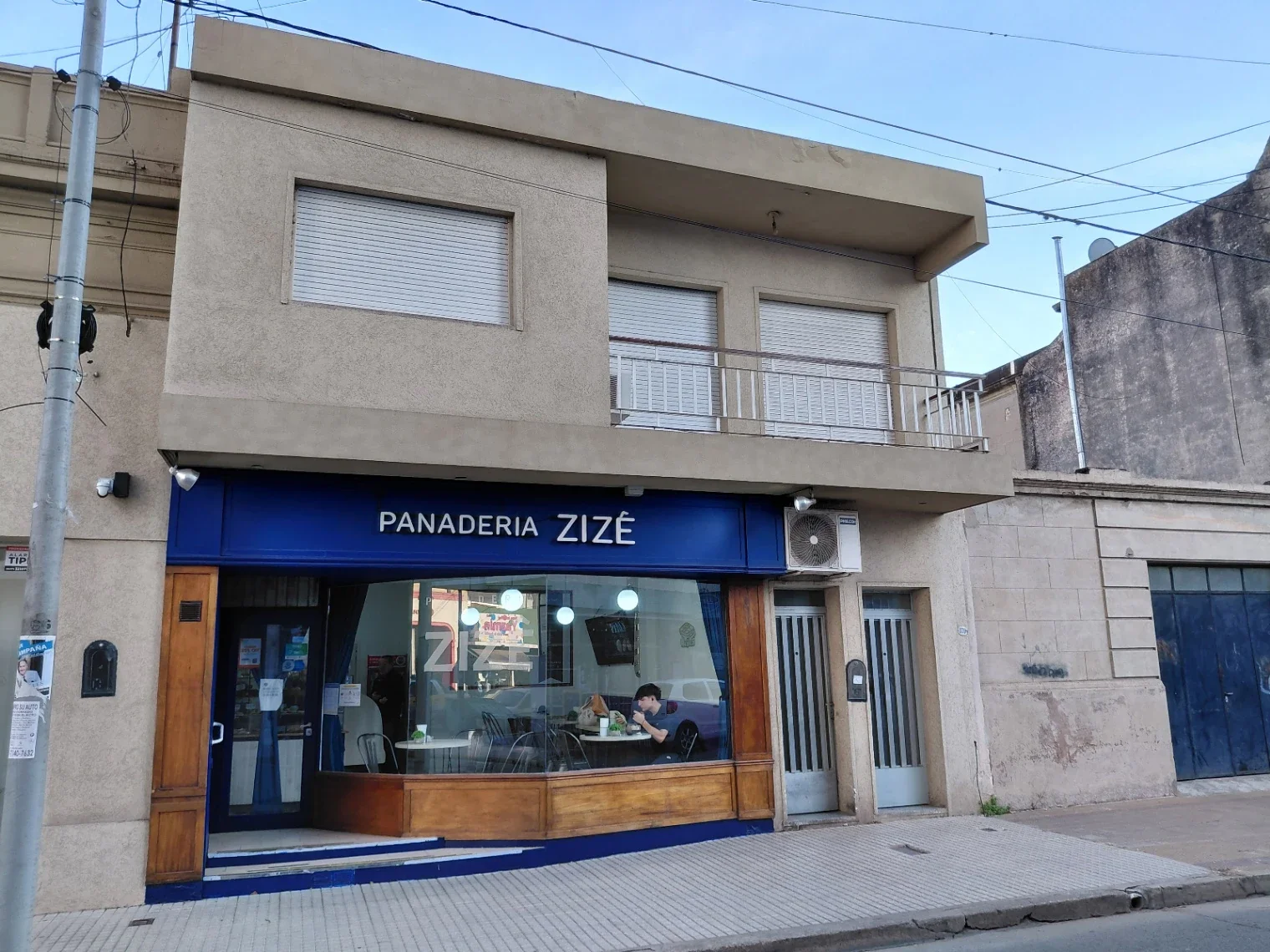 Casa en alquiler c/ cochera en Pergamino - Imagen 1