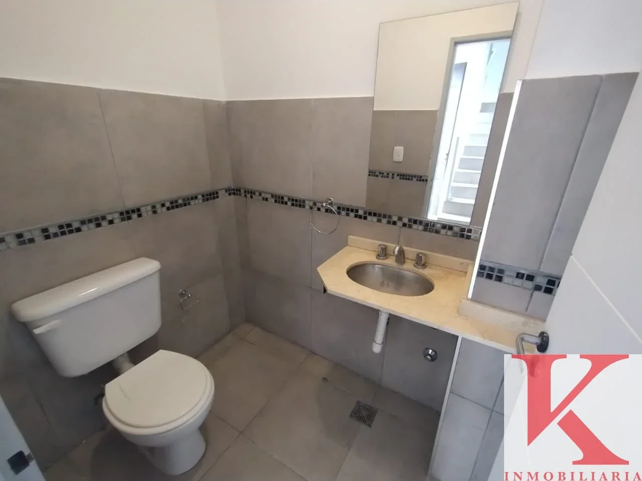 Dúplex en alquiler de 2 dormitorios c/ cochera en Otros Barrios - Imagen 3