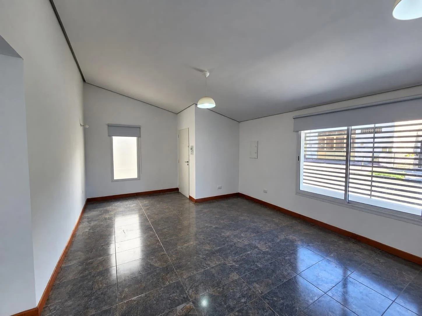 CASA DE 3 DORMITORIOS - Imagen 2