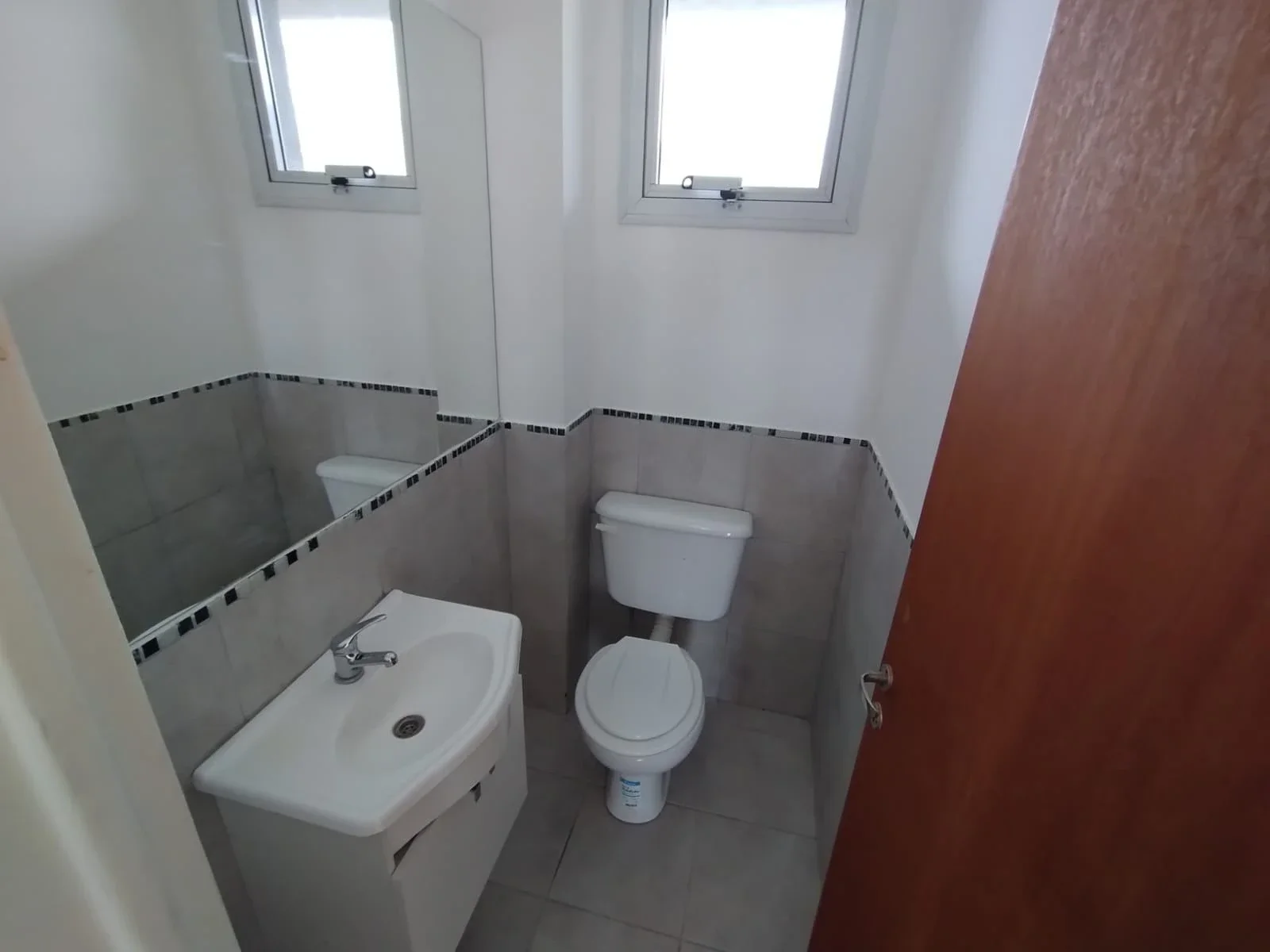 Dúplex en alquiler de 2 dormitorios c/ cochera en Otros Barrios - Imagen 3