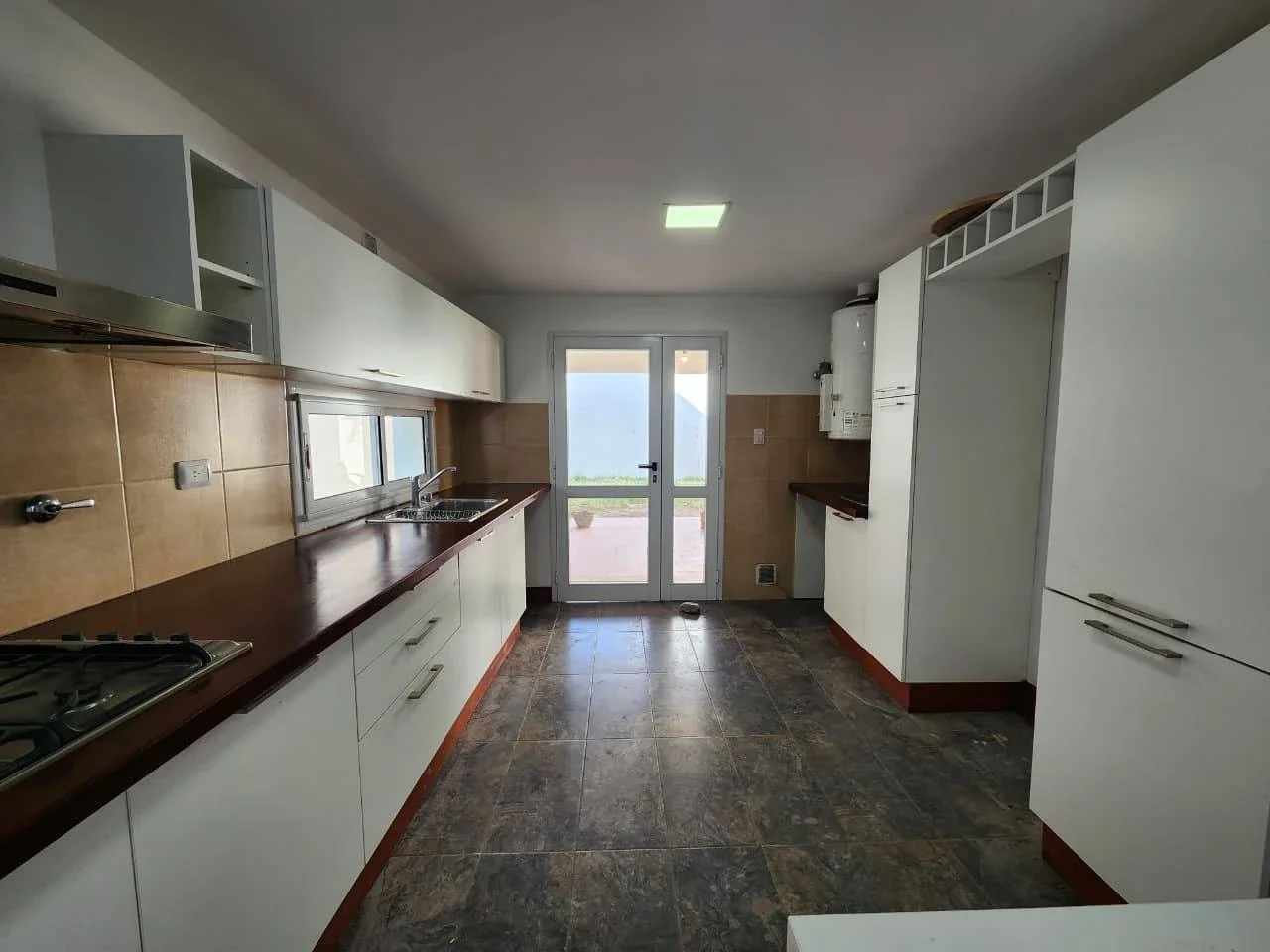 CASA DE 3 DORMITORIOS - Imagen 3