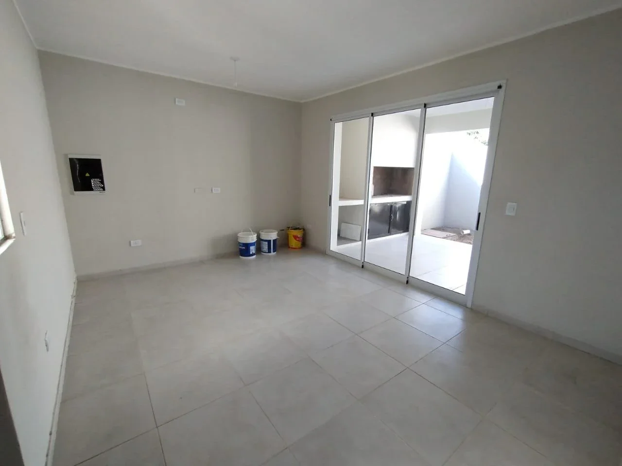 Casa en alquiler de 2 dormitorios c/ cochera en Achachay - Imagen 3