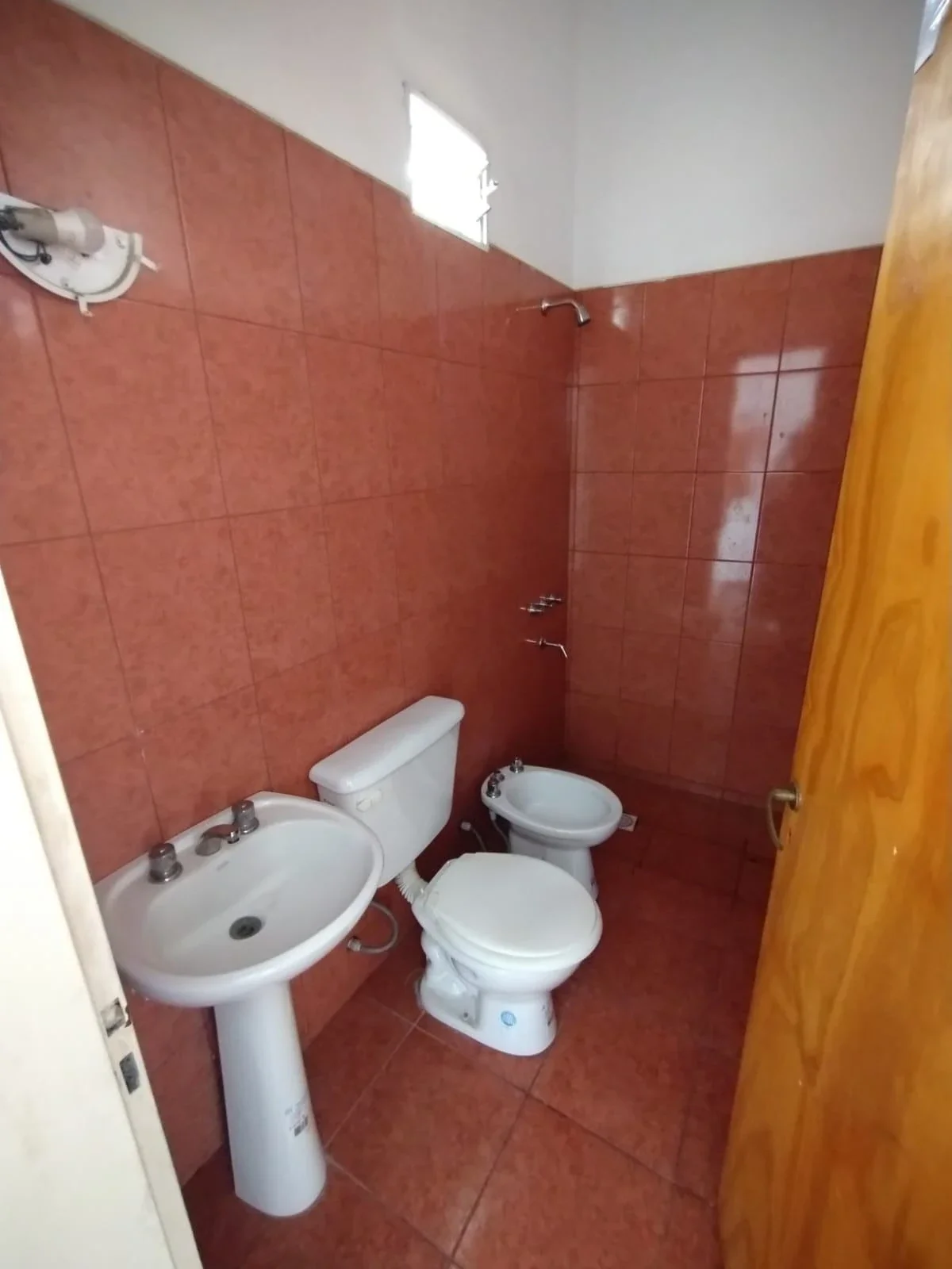 Local comercial en alquiler ubicado en Centro - Imagen 4