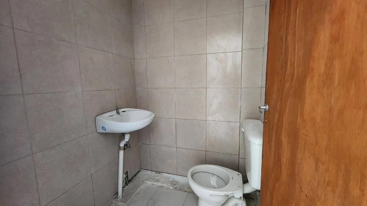 Local comercial en alquiler ubicado en Otros Barrios - Imagen 3