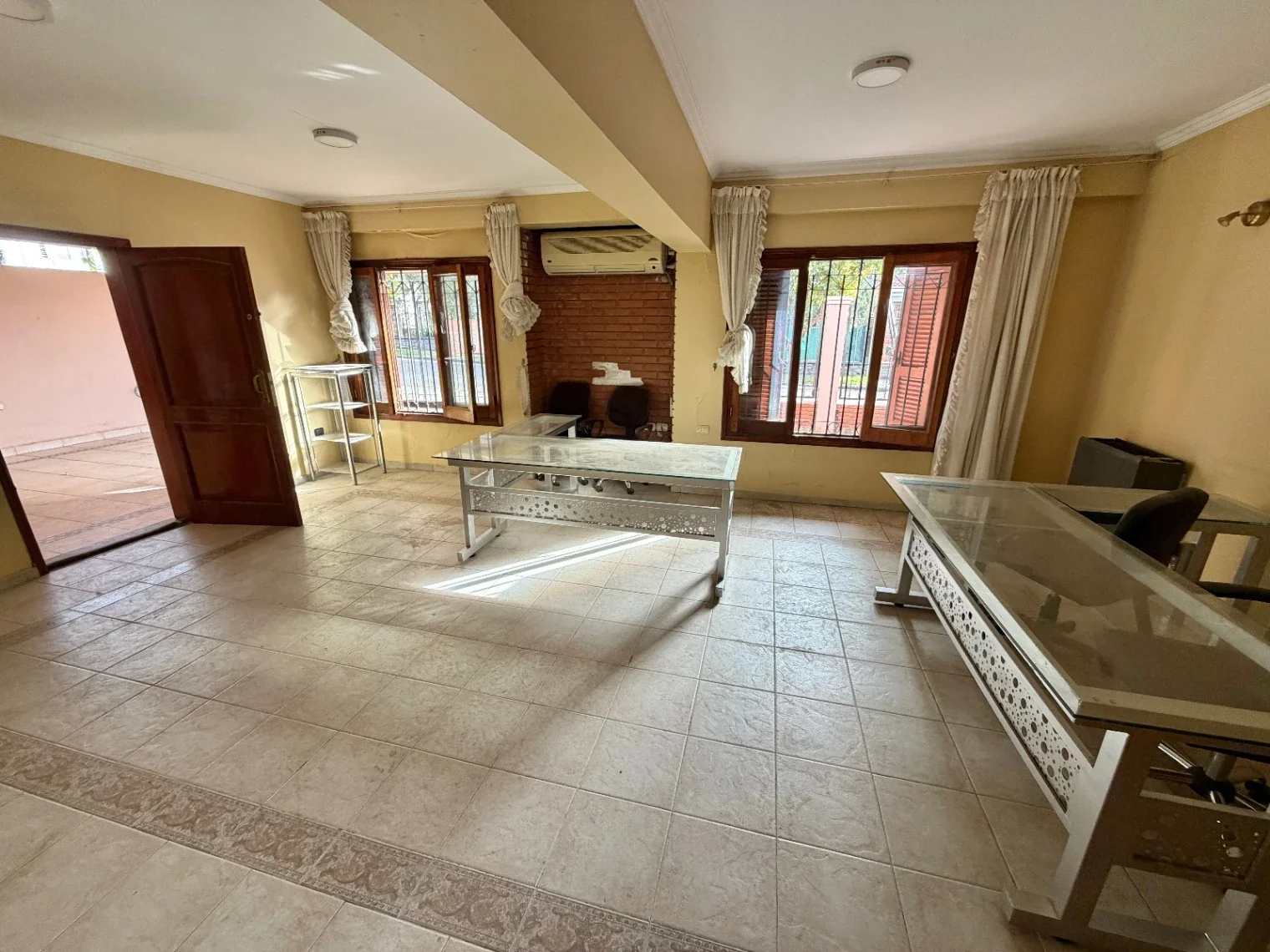 CASA DE 4 DORMITORIOS A 100M DE AV. GALINDEZ - Imagen 3