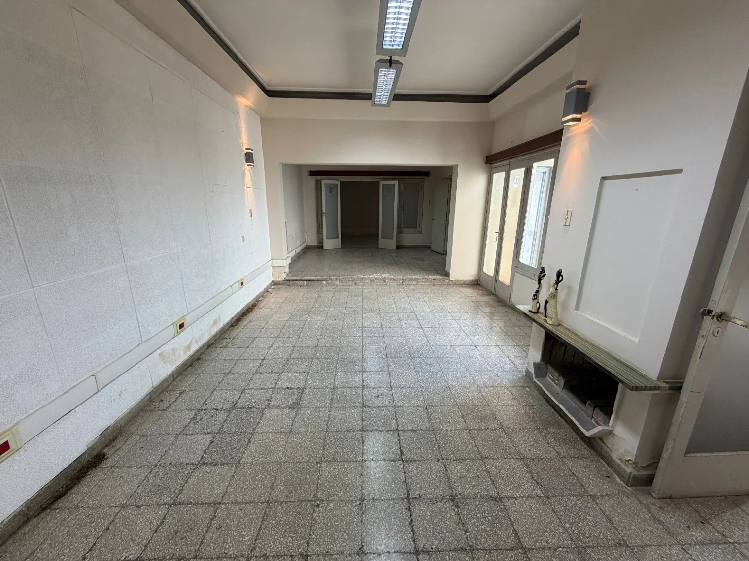 PROPIEDAD PARA USO DE OFICINAS/CONSULTORIOS - Imagen 2