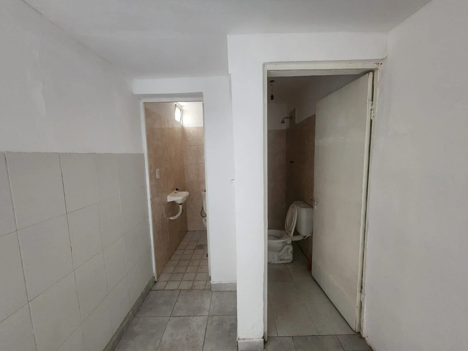 Local comercial en alquiler ubicado en Otros Barrios - Imagen 4