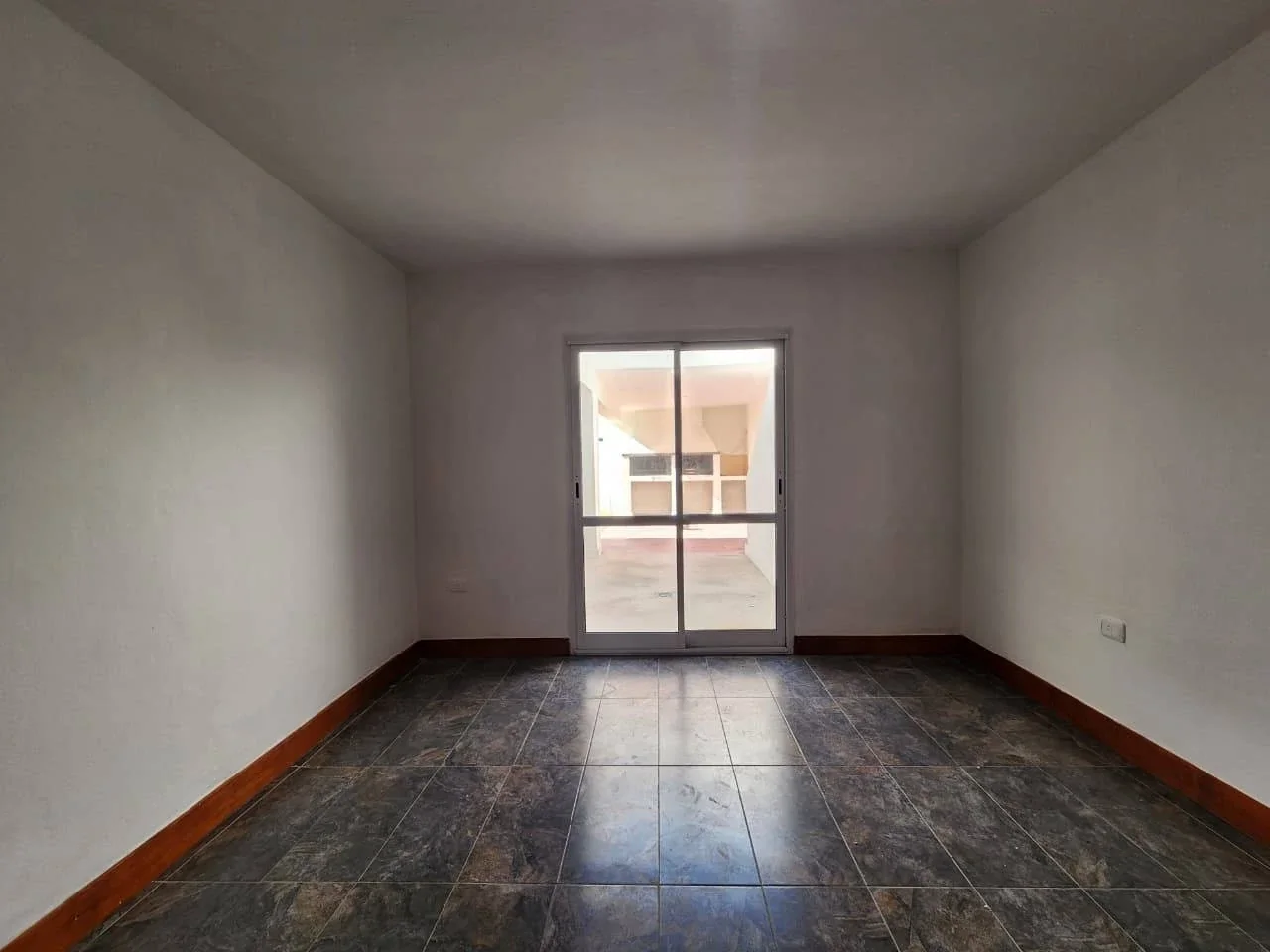 CASA DE 3 DORMITORIOS - Imagen 4