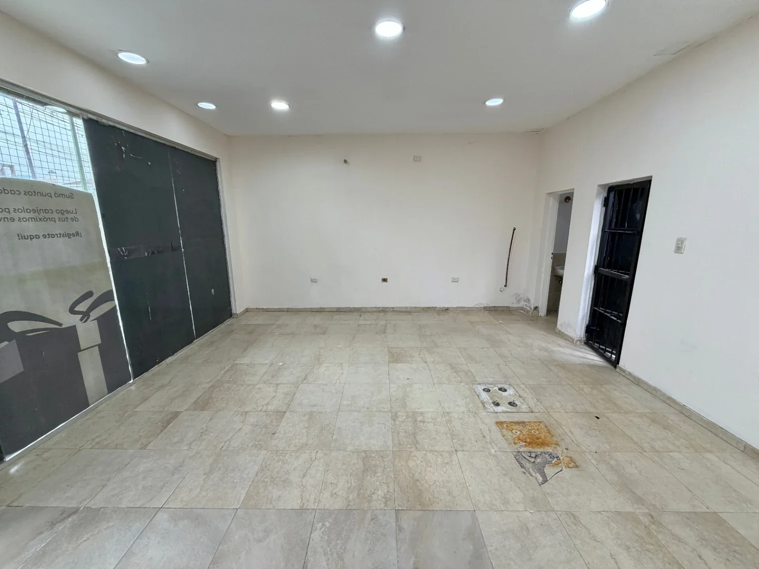 LOCAL COMERCIAL FRENTE PLAZA DE CHOYA - Imagen 2