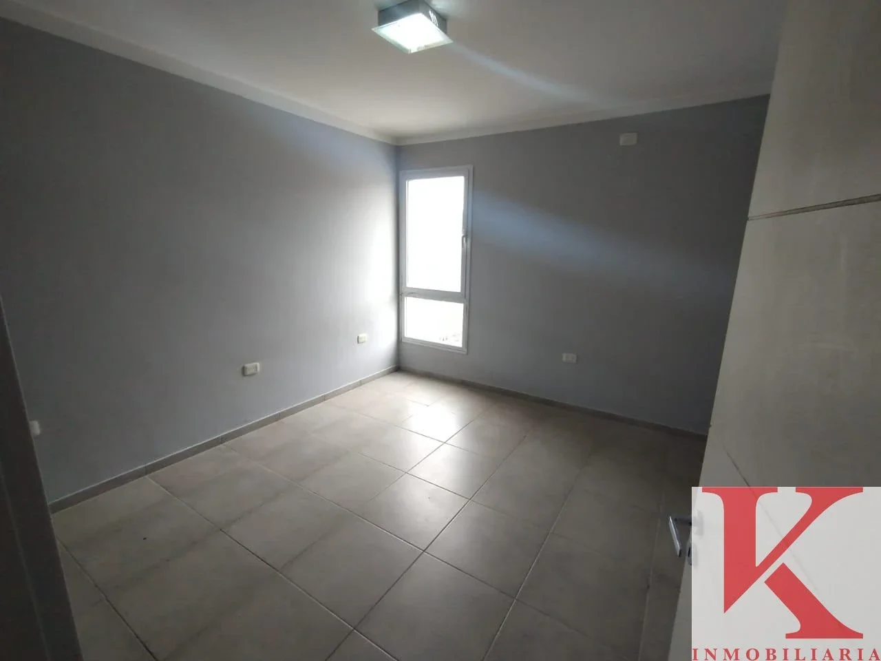 Dúplex en alquiler de 2 dormitorios c/ cochera en Otros Barrios - Imagen 5
