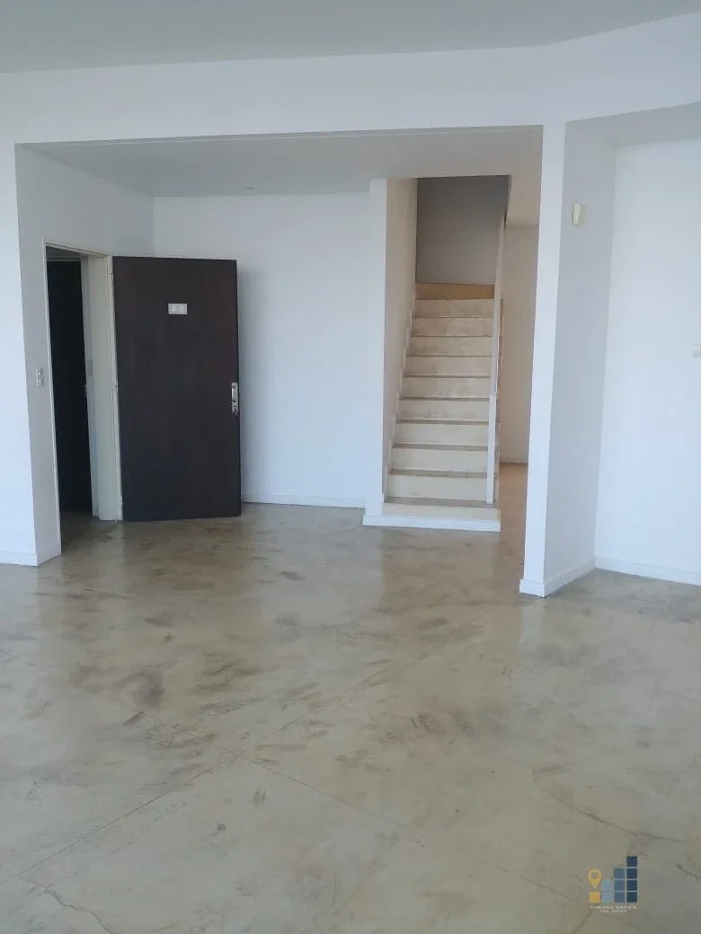 Hermoso 3 ambientes con terraza y Pileta  sin Muebles En Alquiler Anual - Imagen 5