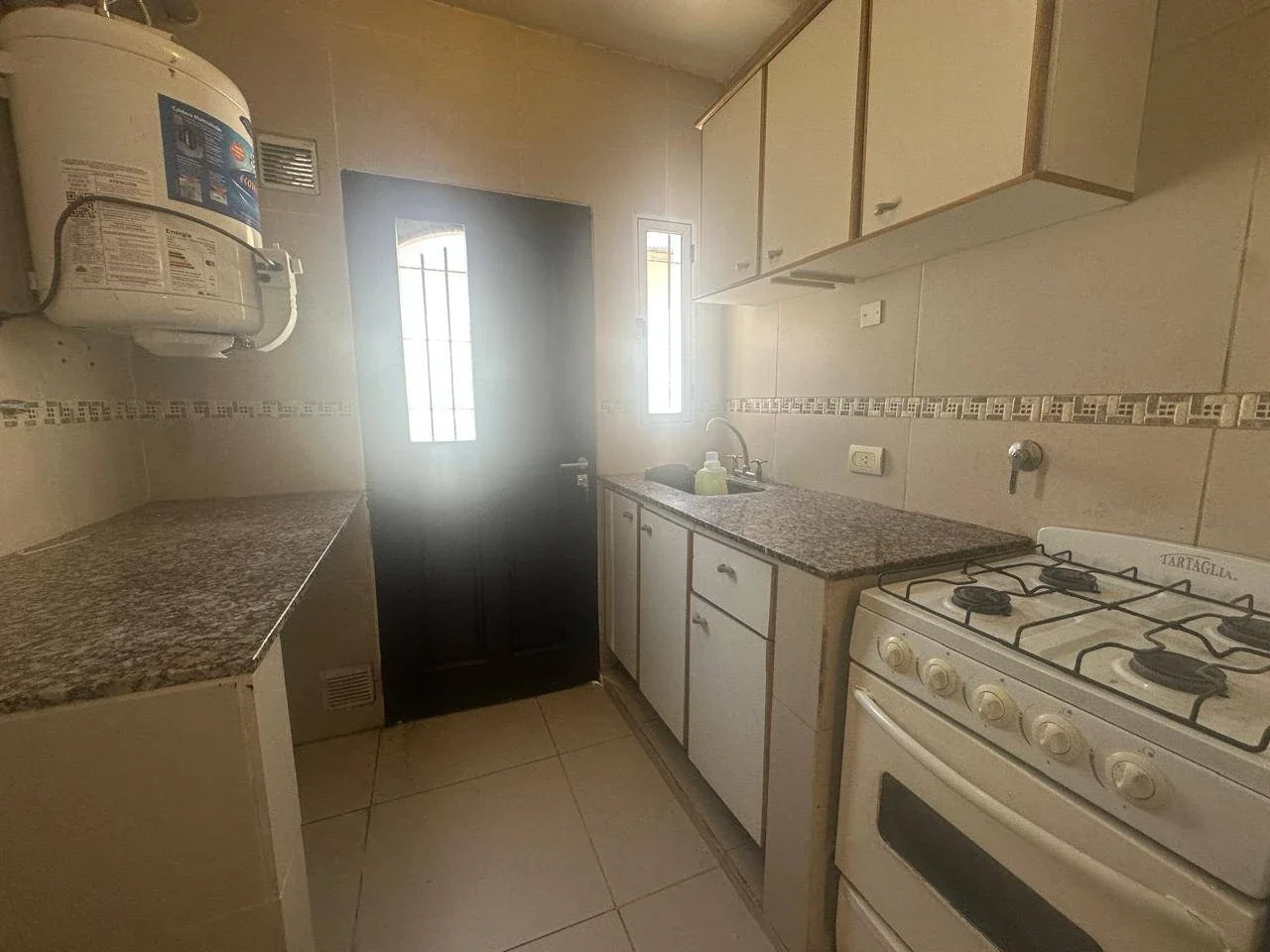 Departamento en alquiler. Ubicado en 7 78bis y 79 - Imagen 4