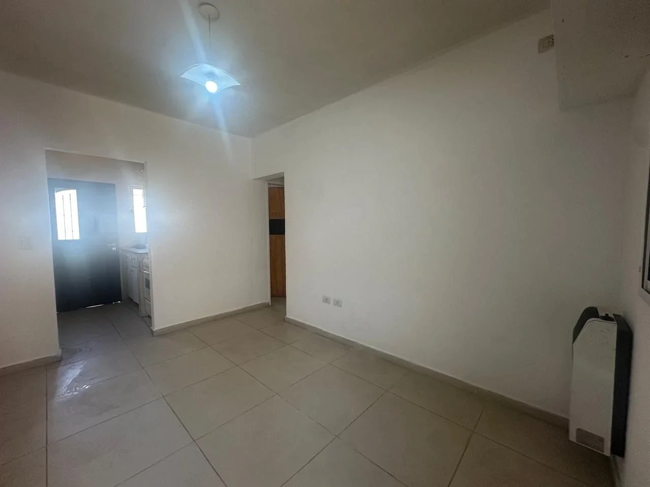 Departamento en alquiler. Ubicado en 7 78bis y 79 - Imagen 3