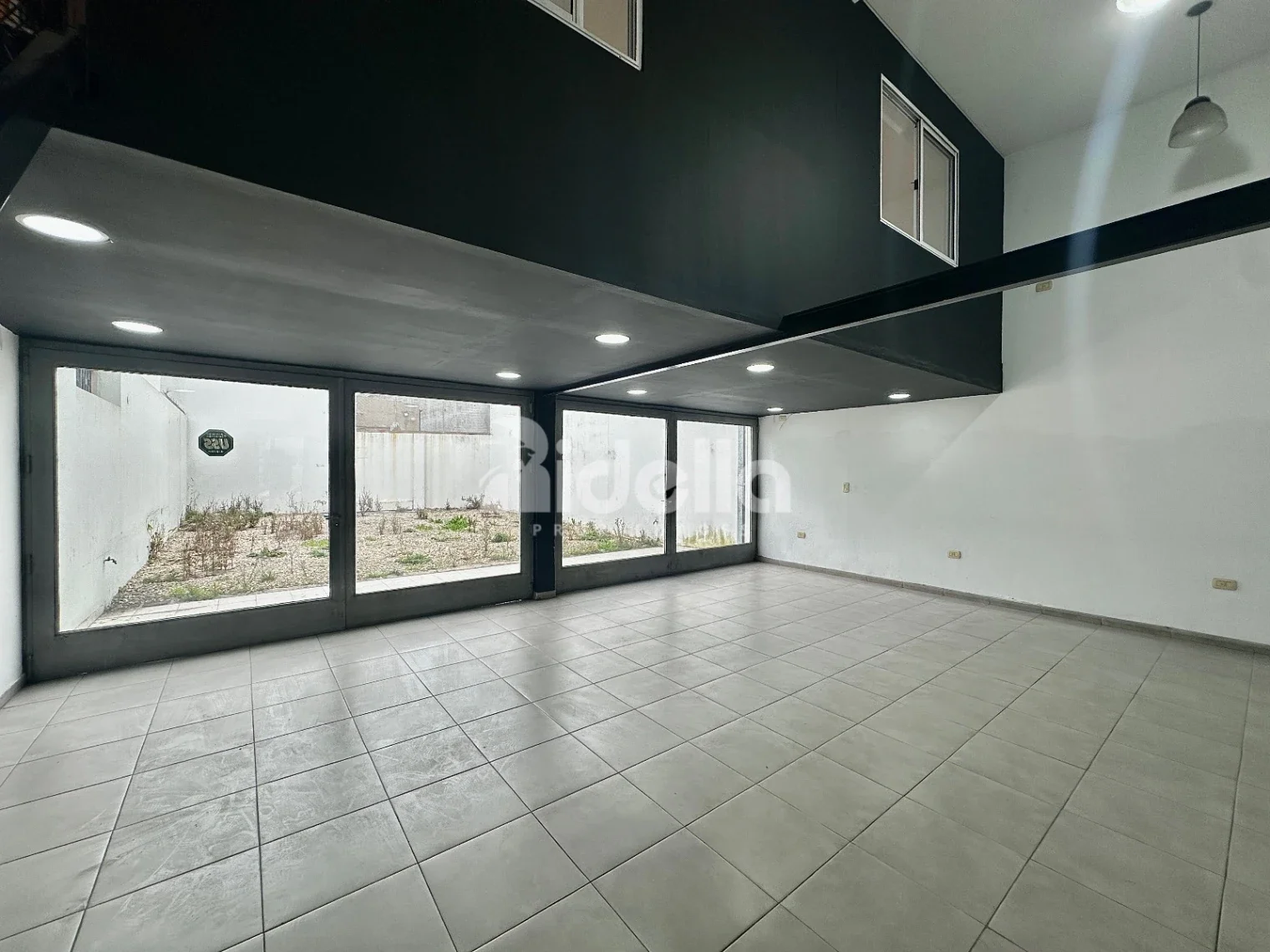 Bloque mixto | Renta neta estimada 7% | USD 1.800 mensuales proyectados - Imagen 5