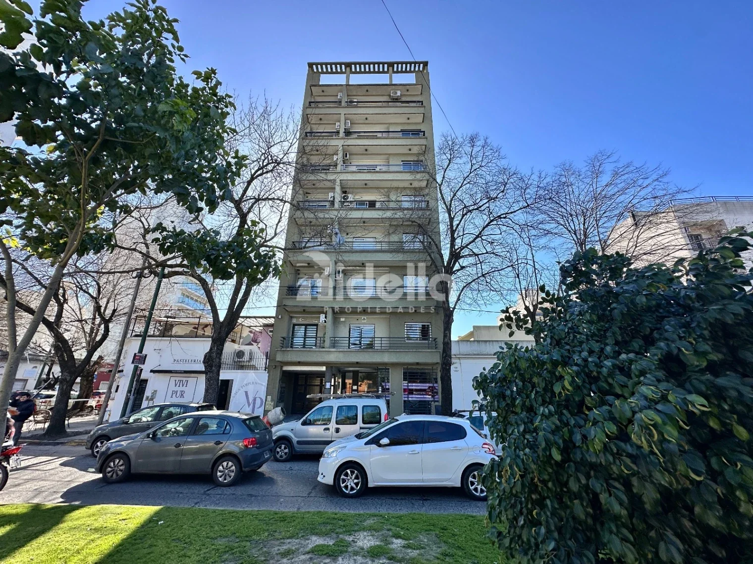 Venta Departamento 1 Dormitorio con Cochera y Balcón – Av. 19, La Plata - Imagen 2