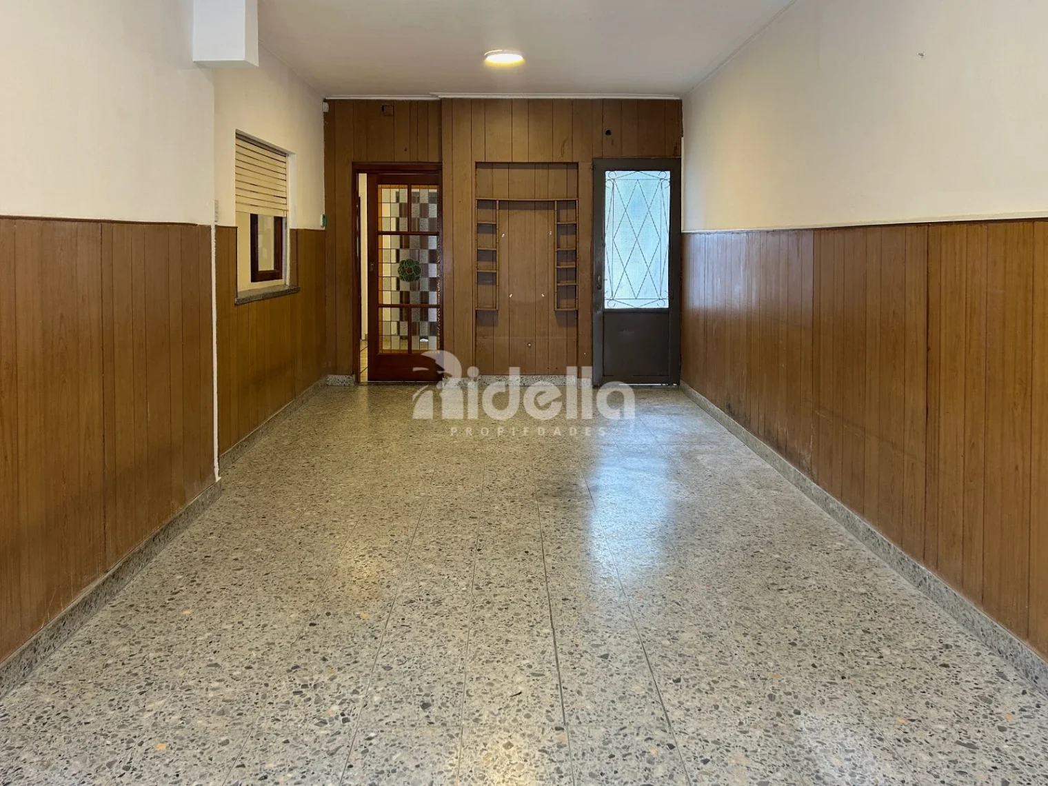 Casa en venta - 3 dormitorios - 2 cocheras y espacio independiente - Lote 7.5x40 - Imagen 4