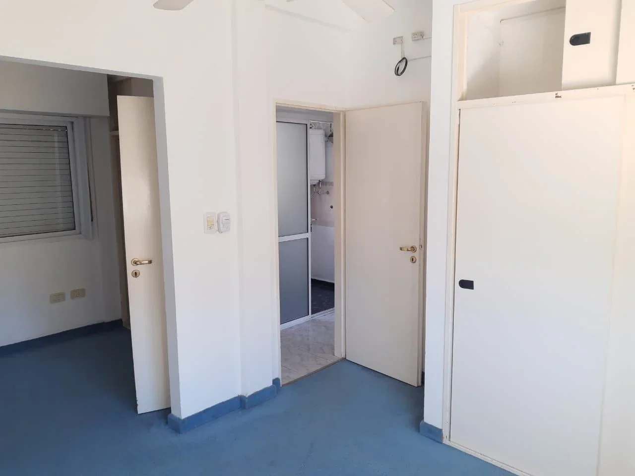 Departamento en alquiler c/ cochera en La Plata - Imagen 4