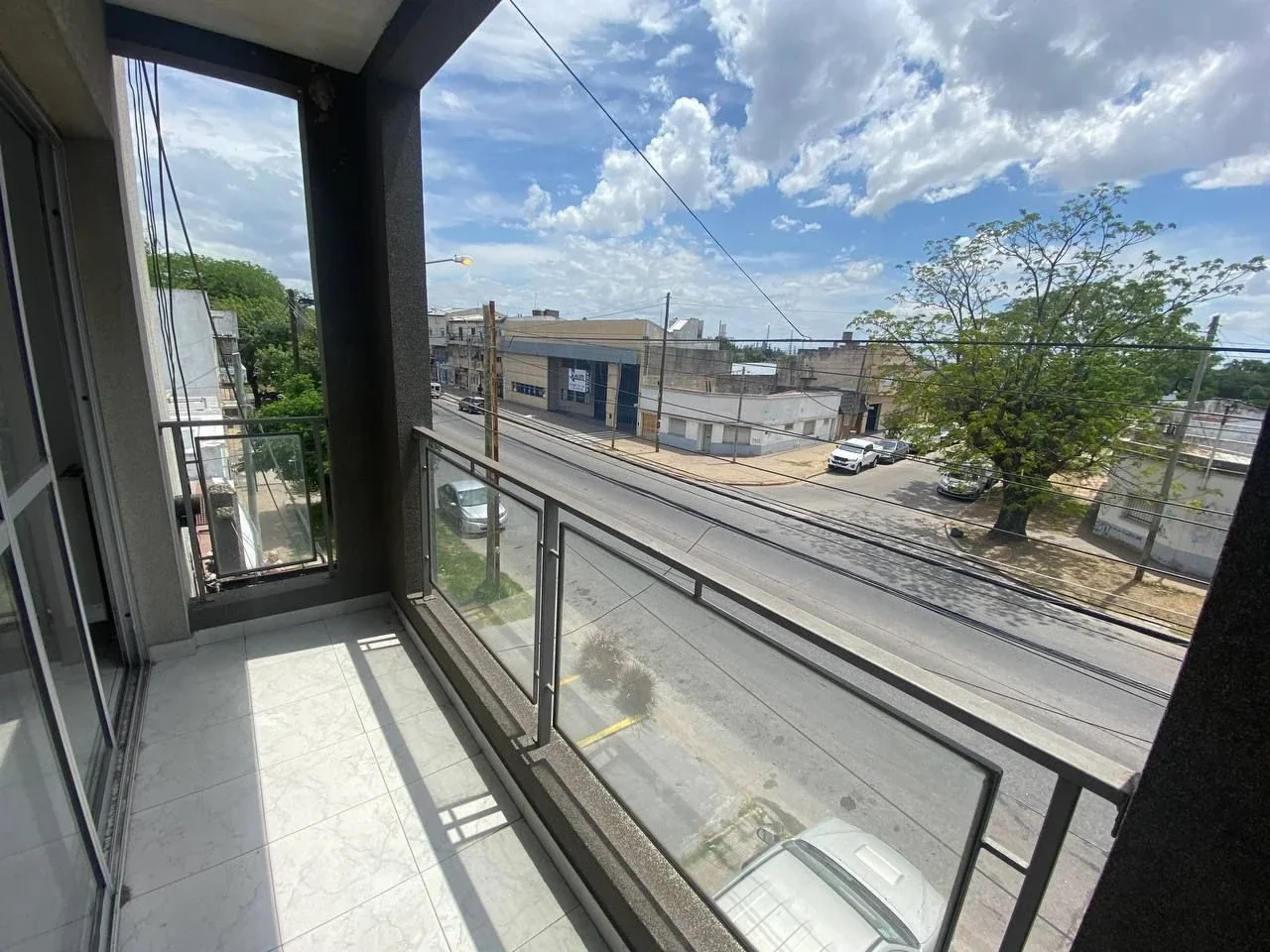 Departamento en alquiler en La Plata. Ubicado en Av. 122 entre 63 y 64. - Imagen 2