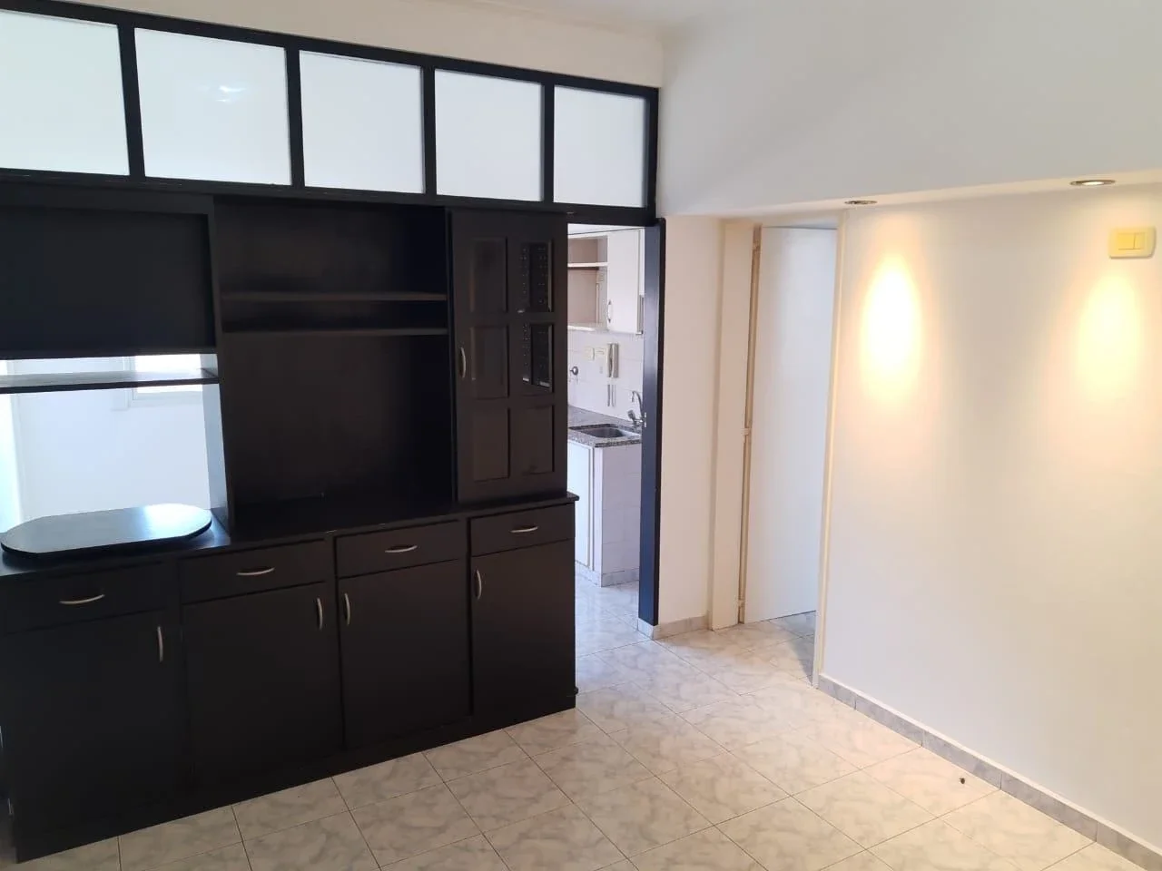 Departamento en alquiler c/ cochera en La Plata - Imagen 1