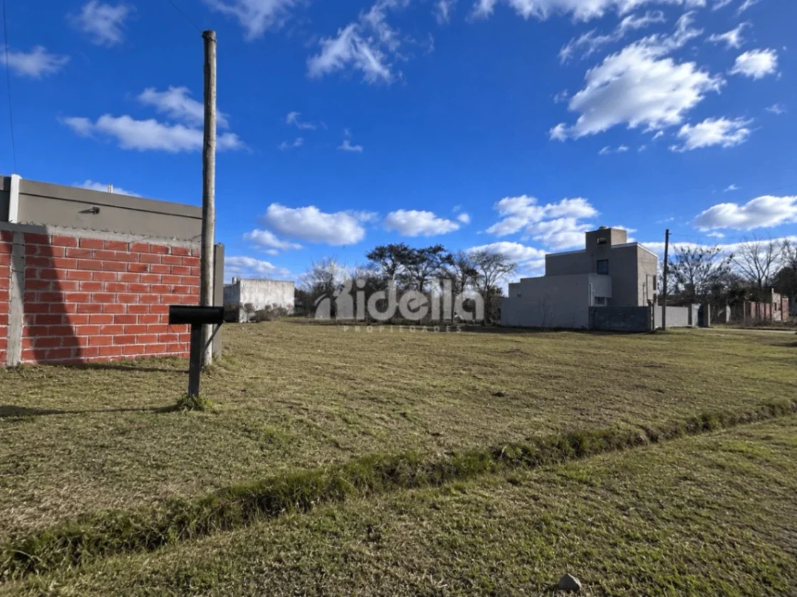 576 m² — lote 12×48 pavimentado con servicios — ESCRITURAR INMEDIATA - Imagen 2