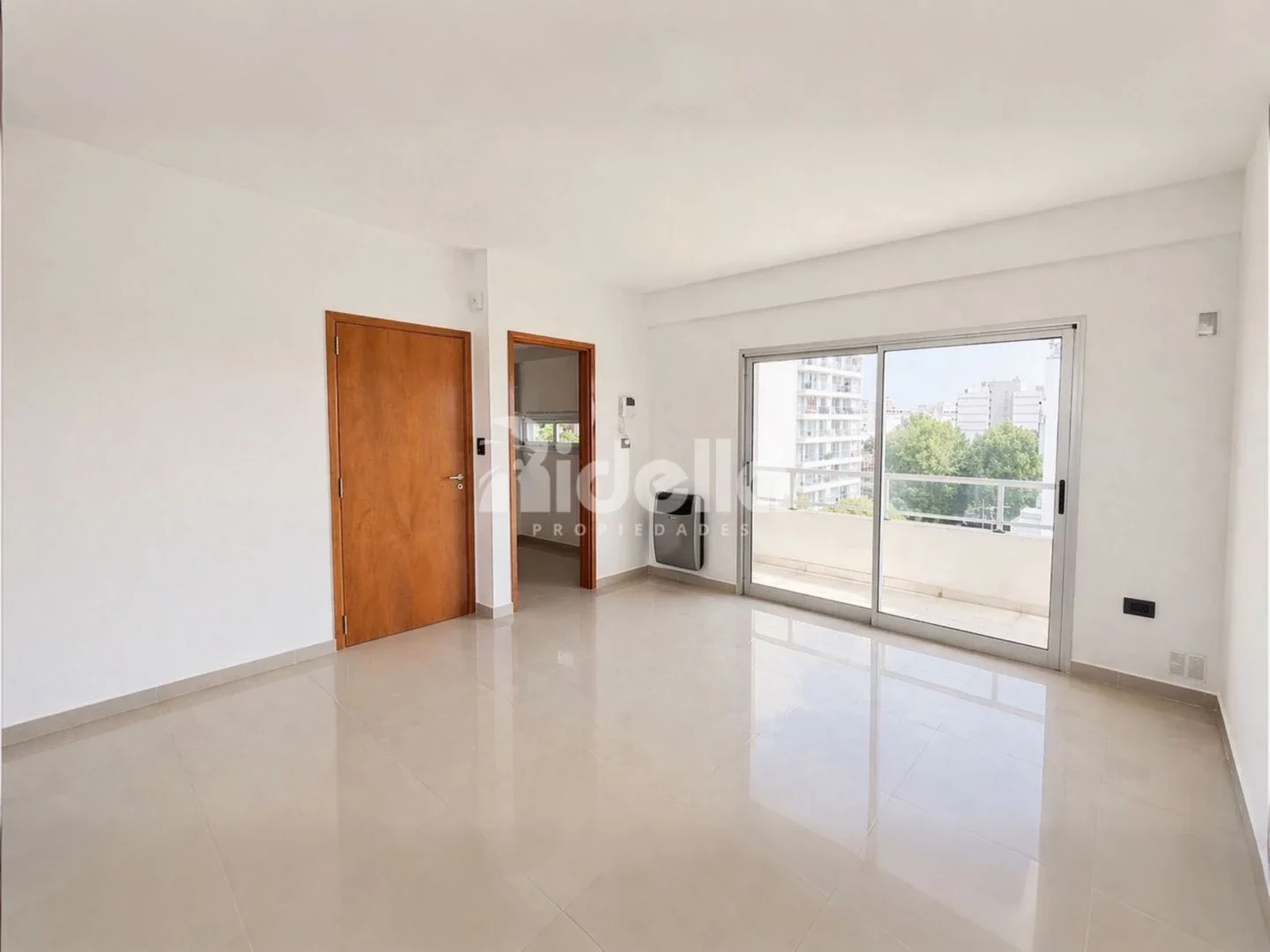 Departamento en alquiler en La Plata - 1 dormitorio - 64 esquina 2 - Imagen 1