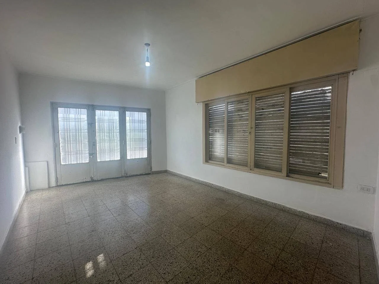 Casa en alquiler en La Plata - Imagen 3