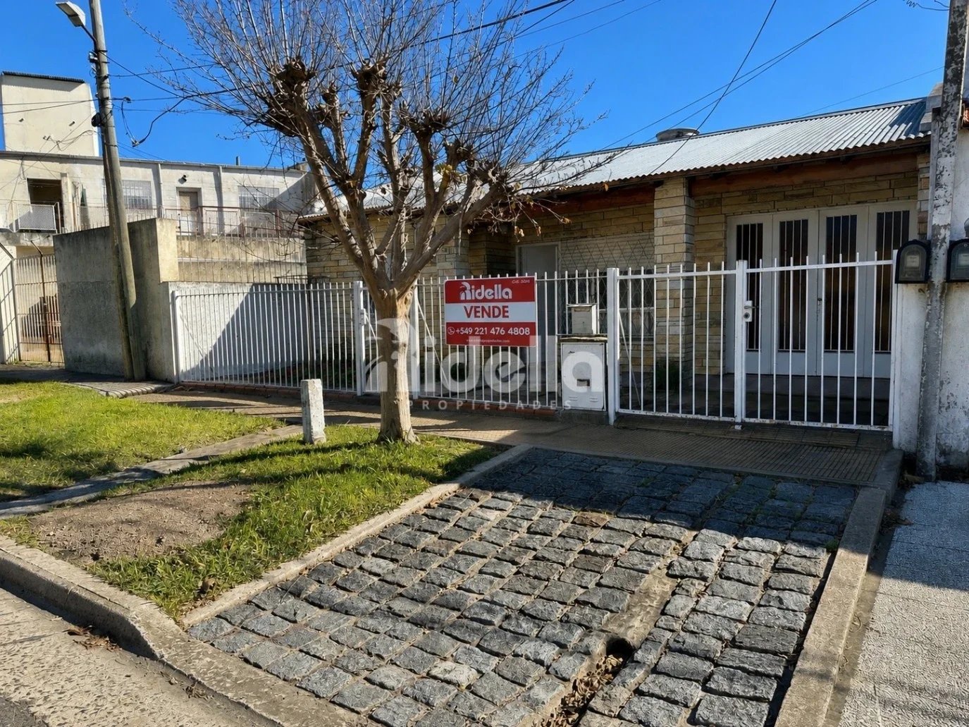 CASA EN VENTA 2 DORMITORIOS CON JARDIN - EXCELENTE OPORTUNIDAD - Imagen 4
