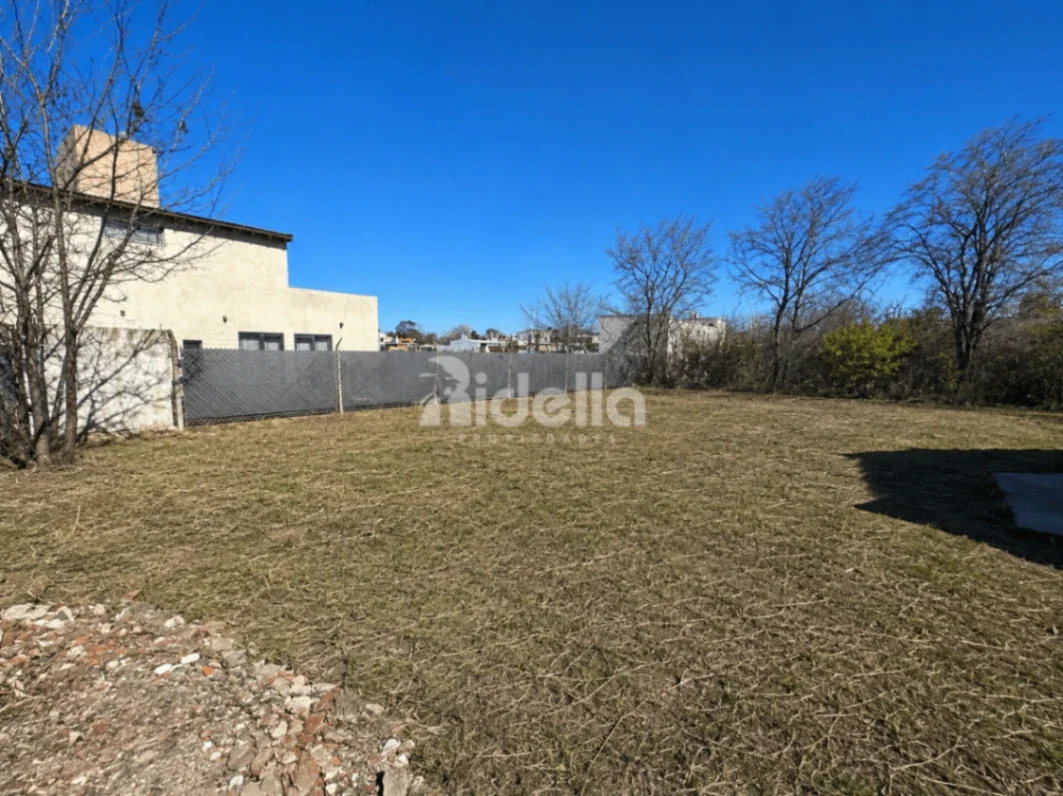 432 m² — lote 12×36 pavimentado con servicios — ESCRITURAR INMEDIATA - Imagen 4