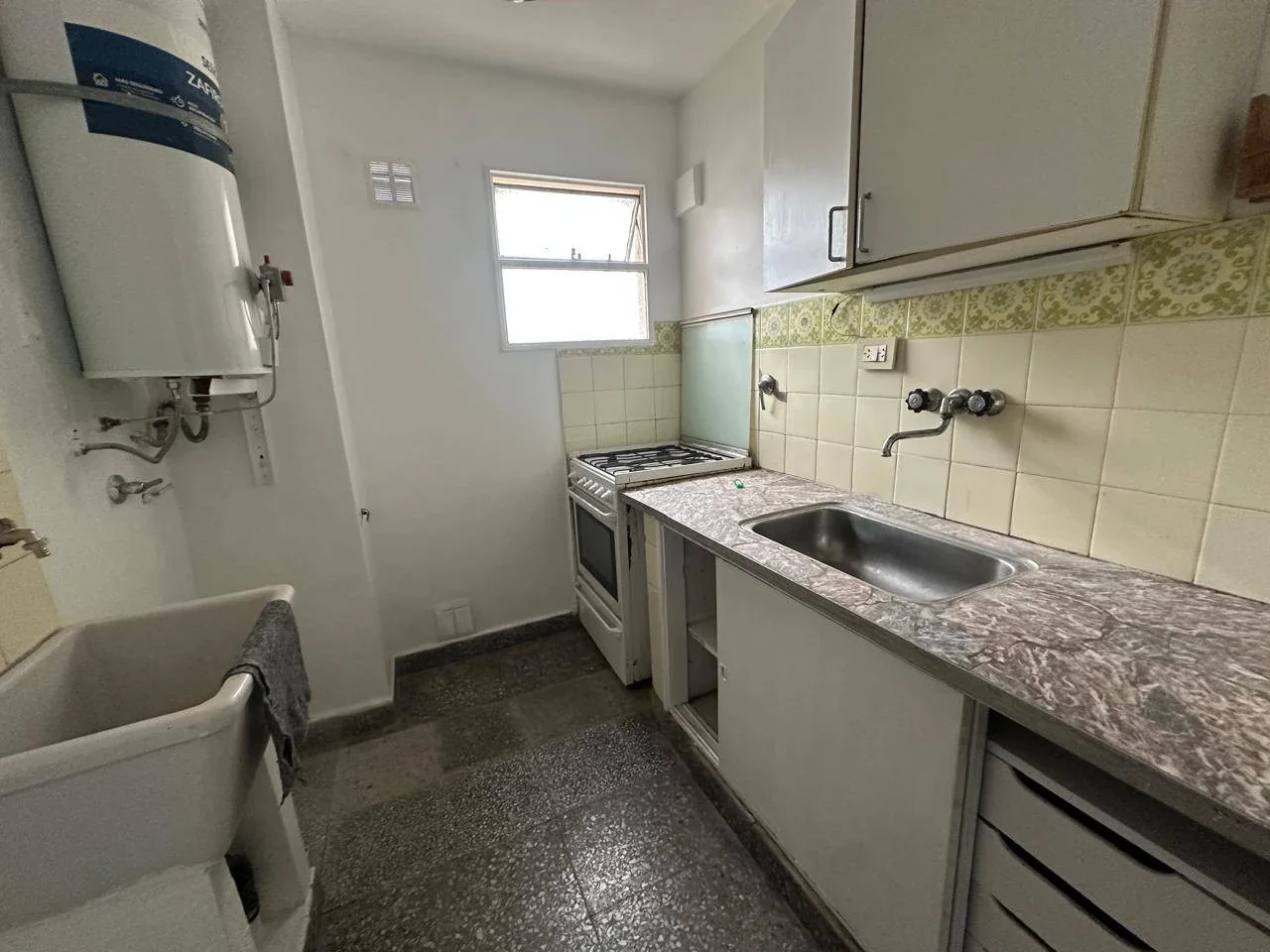Departamento en alquiler - 1 dormitorio - 47 e/ 2 y 3 - Zona Universitaria. - Imagen 3