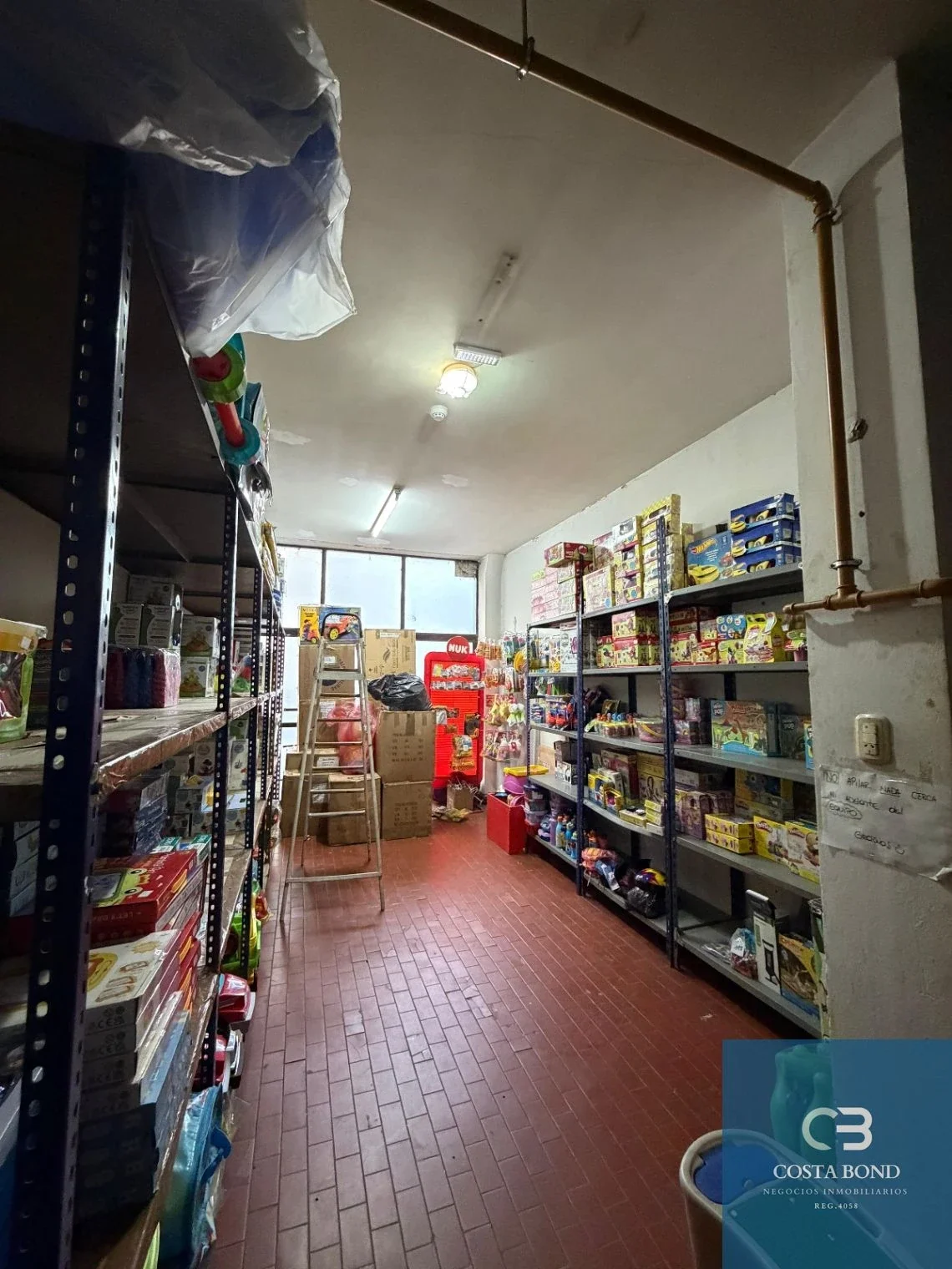 Local comercial en alquiler ubicado en Centro - Imagen 5
