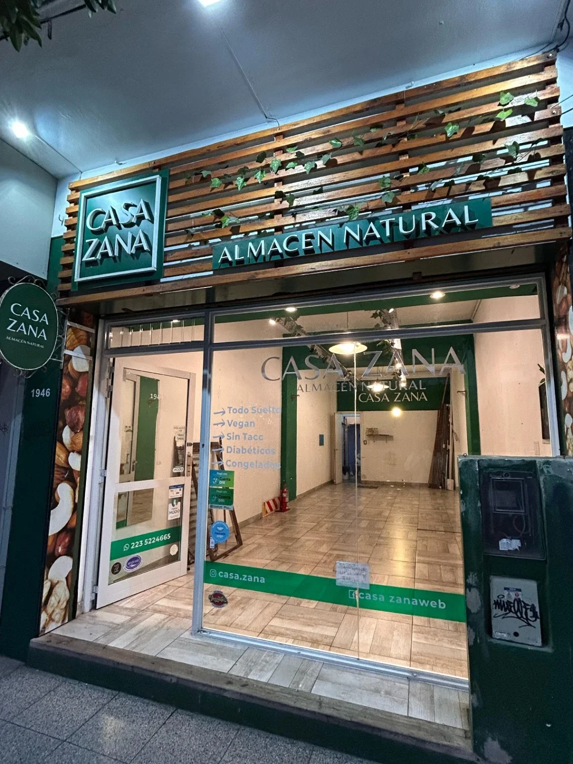 Local comercial en alquiler ubicado en Centro - Imagen 1