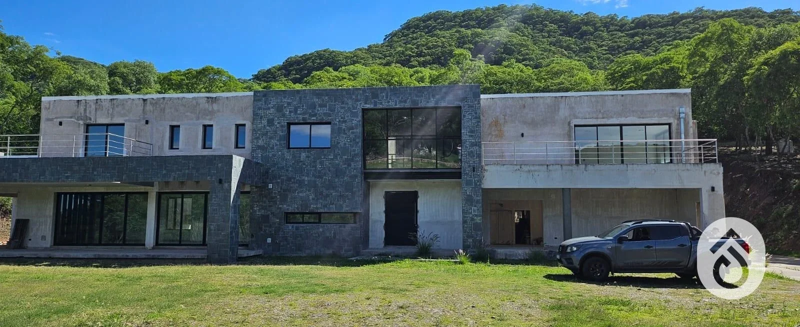Casa PREMIUM en VENTA en Valle Escondido - Imagen 3