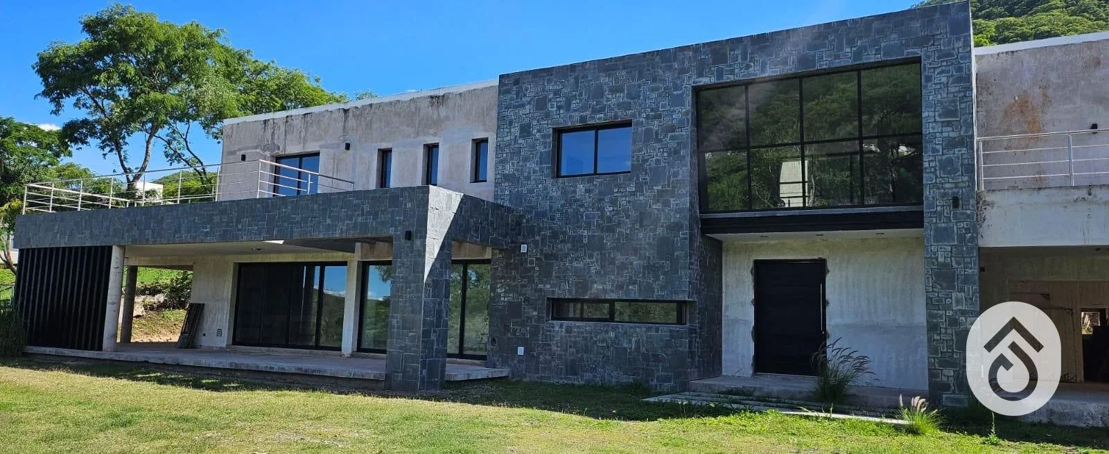 Casa PREMIUM en VENTA en Valle Escondido - Imagen 1