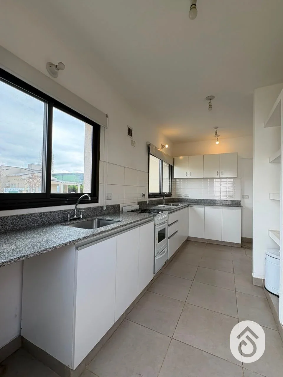 Casa en ALQUILER, Jardines de San Lorenzo, 3 Dormitorios, 2 Baños - Imagen 5