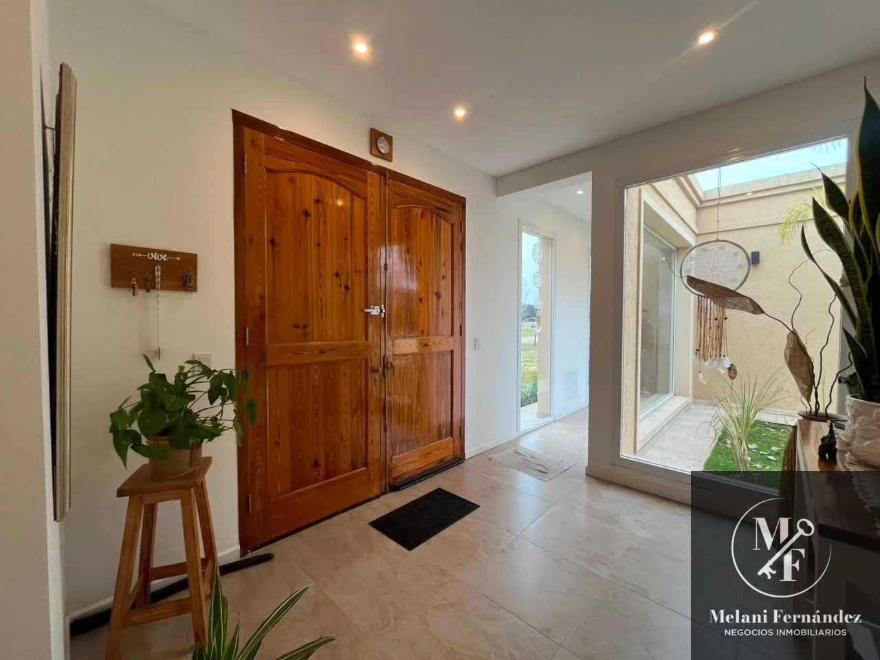 Casa en venta c/ cochera en Fincas de San Vicente - Imagen 2
