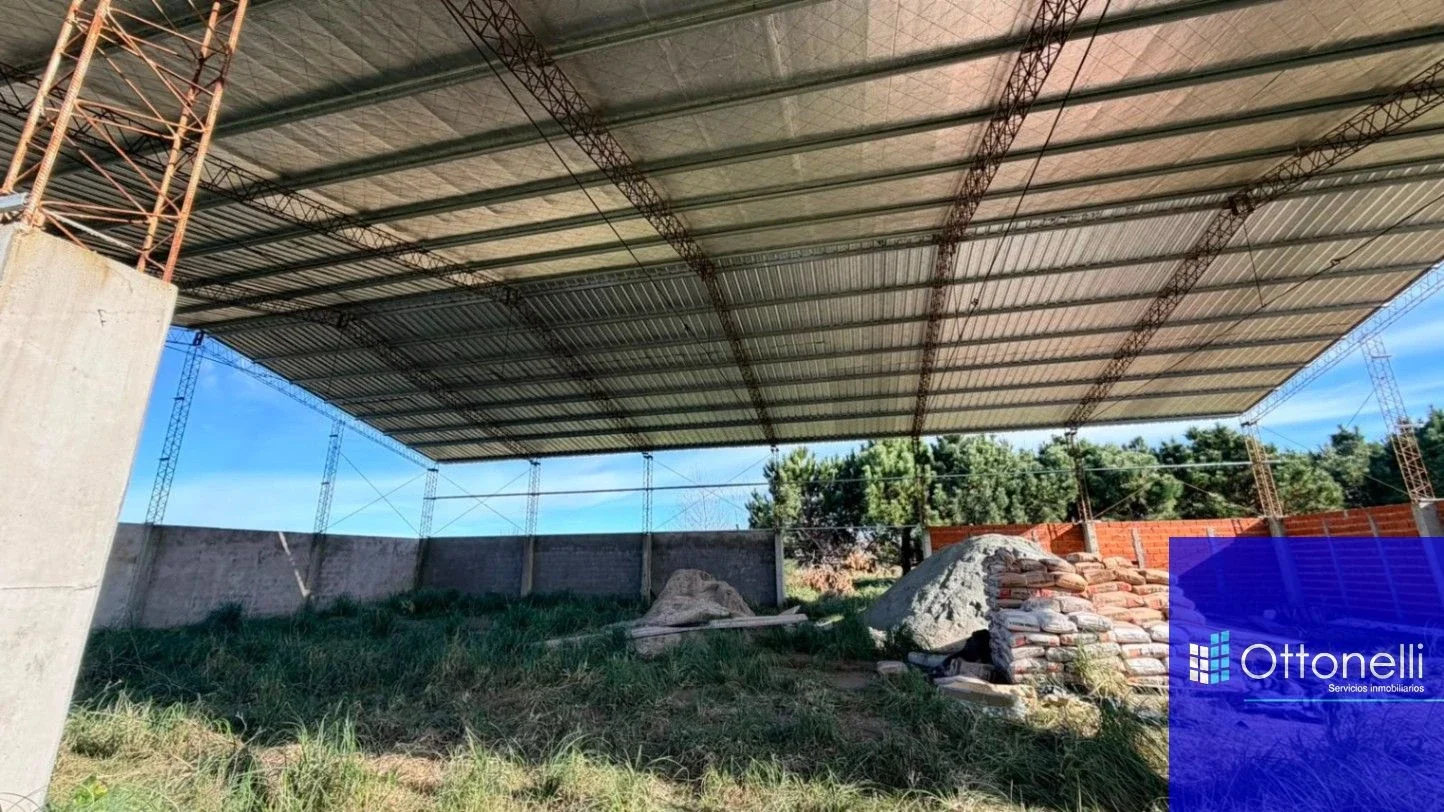 Galpón en venta de 4000m2 ubicado en Costa del Este - Imagen 1