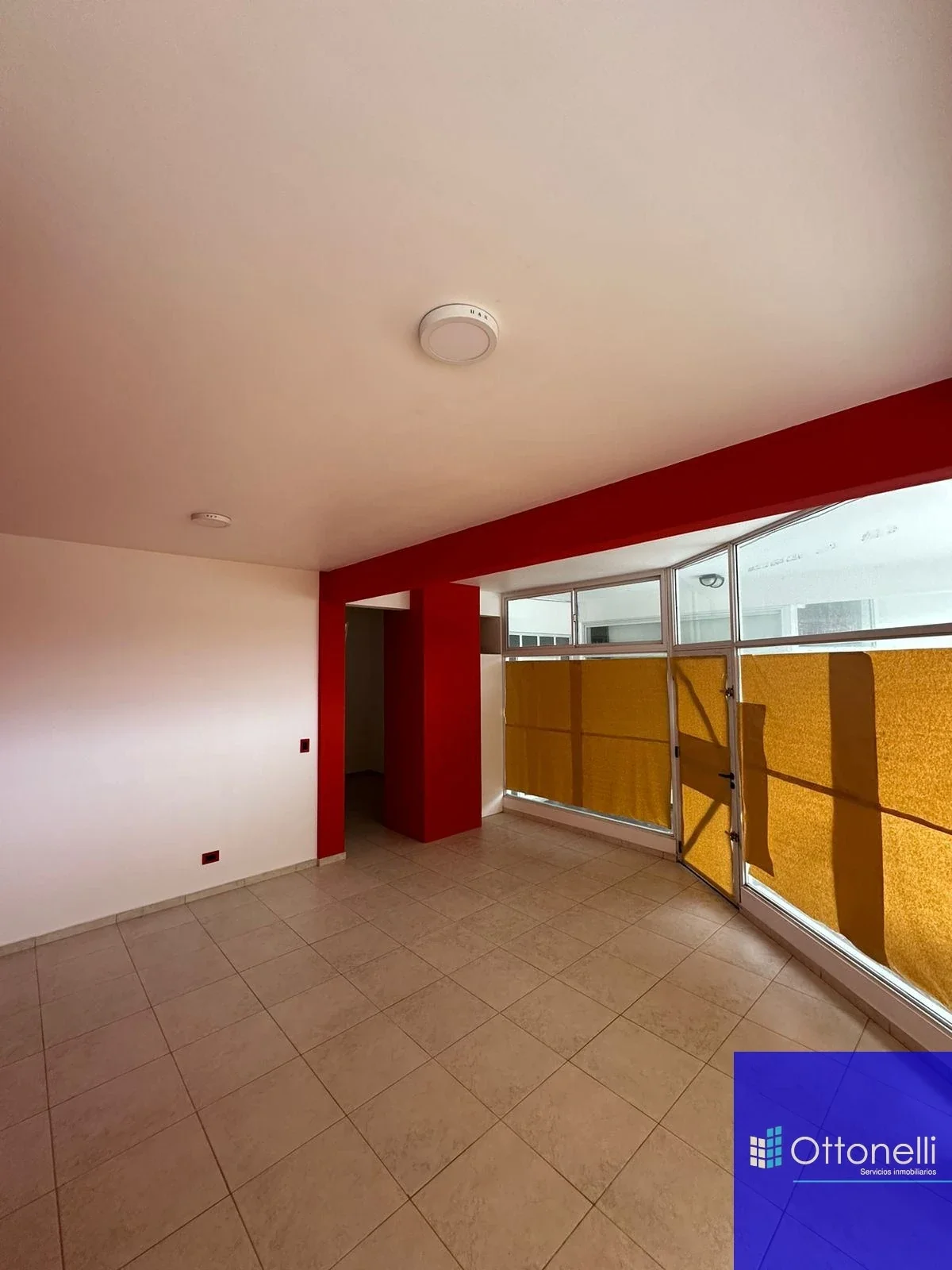 Local comercial en venta ubicado en La Lucila del Mar - Imagen 3