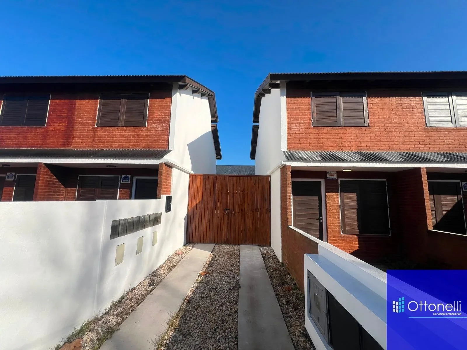 Dúplex en venta c/ cochera en Costa Azul - Imagen 3