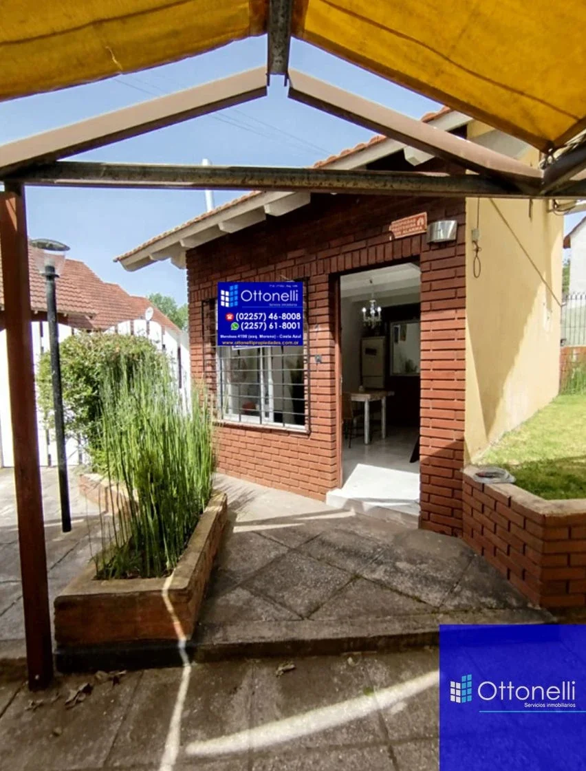 Dúplex en venta c/ cochera en La Lucila del Mar - Imagen 1