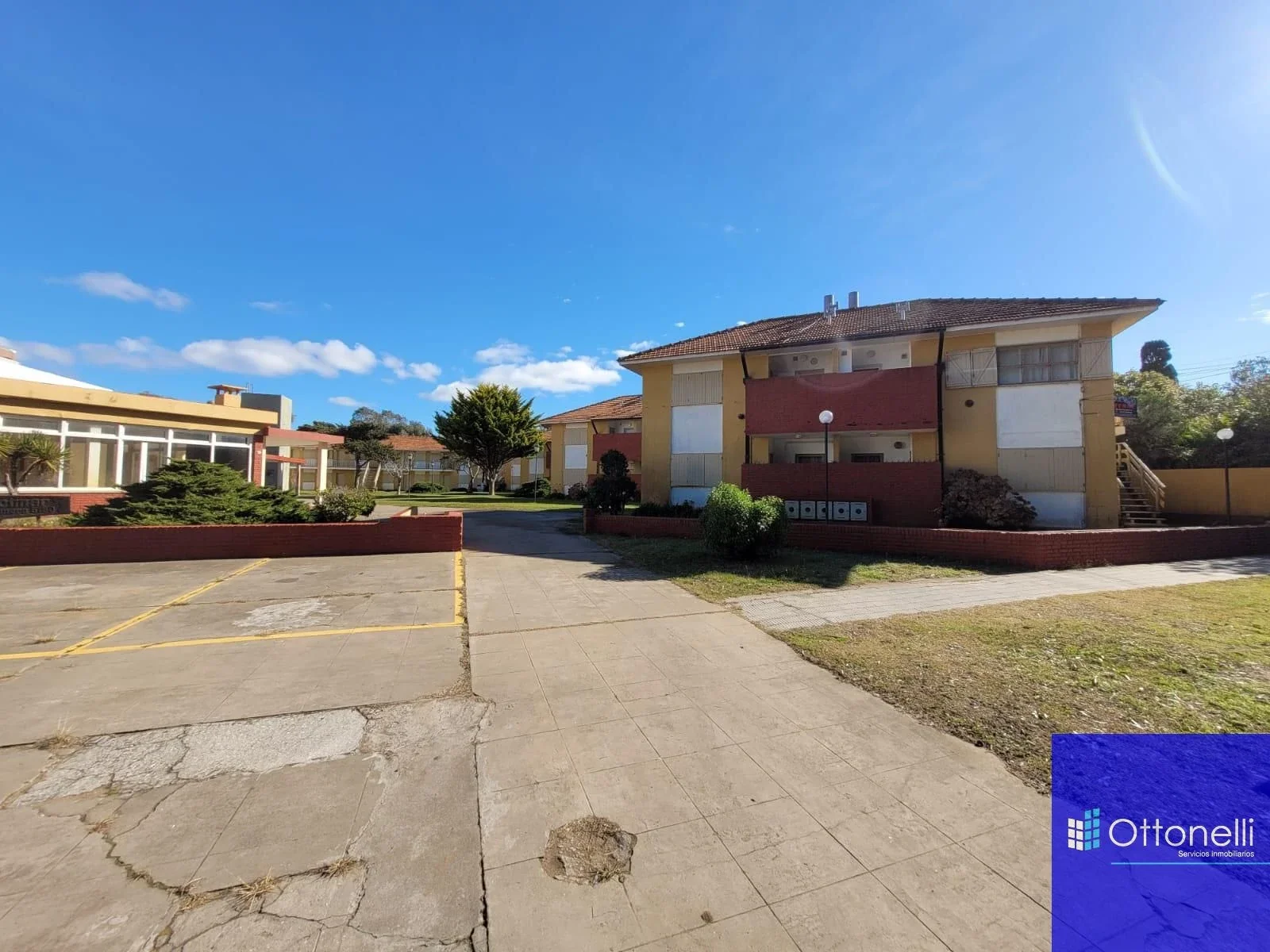 Departamento en venta c/ cochera en La Lucila del Mar - Imagen 2