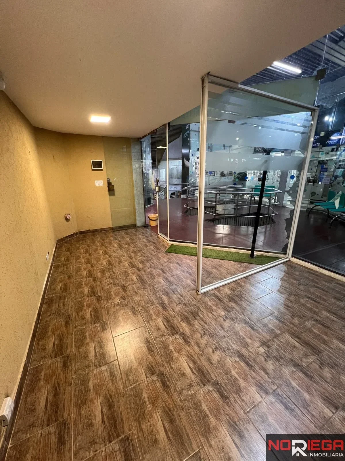 Local comercial en alquiler ubicado en San Miguel - Imagen 3