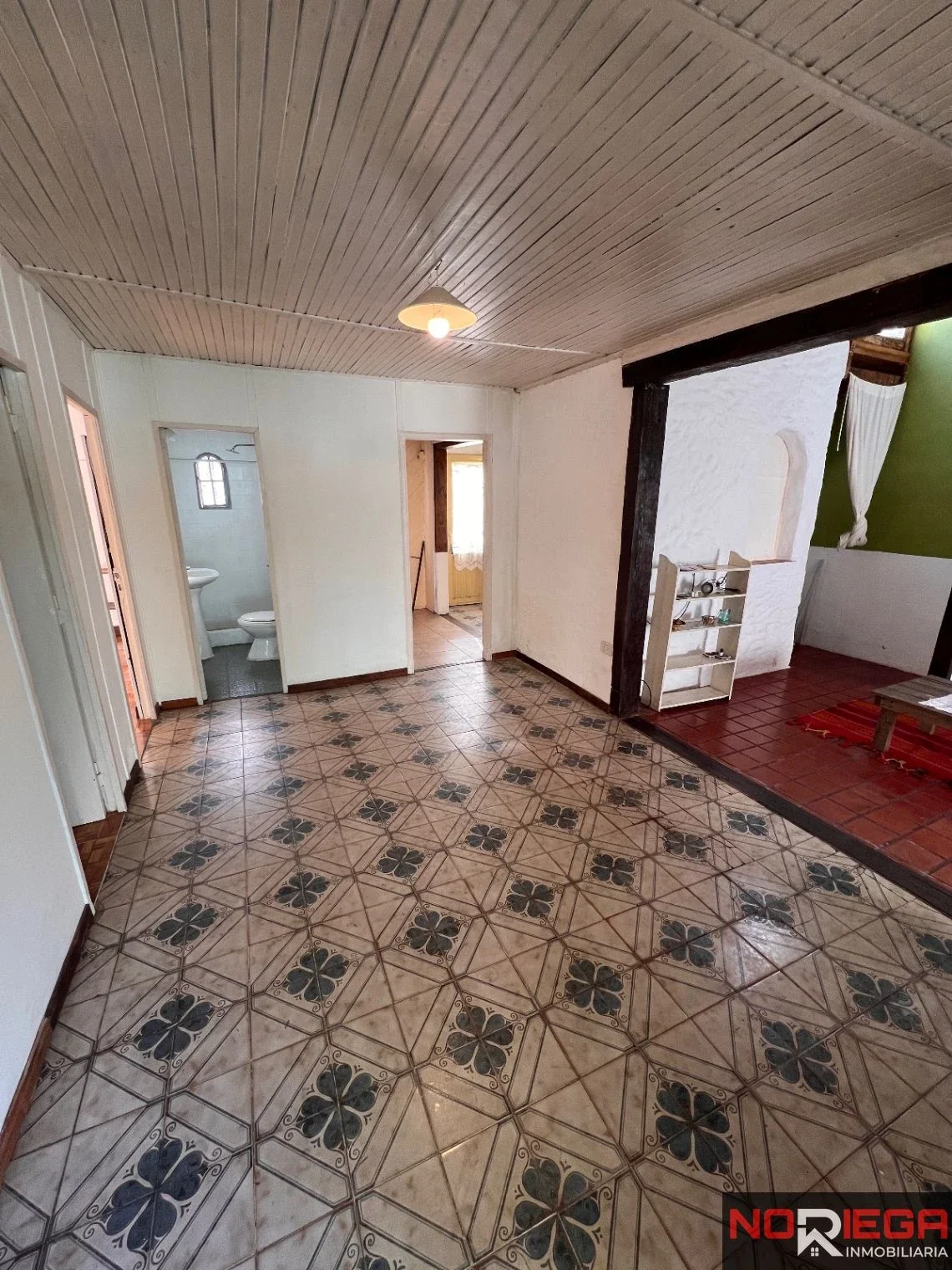 Casa en alquiler c/ cochera en Bella Vista - Imagen 3