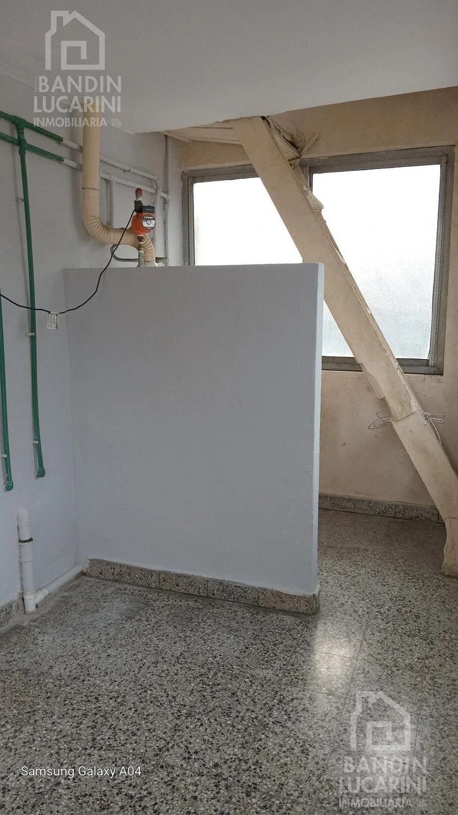 Departamento en Berazategui en Alquiler en Primer Piso PH 3 AMB - Imagen 5