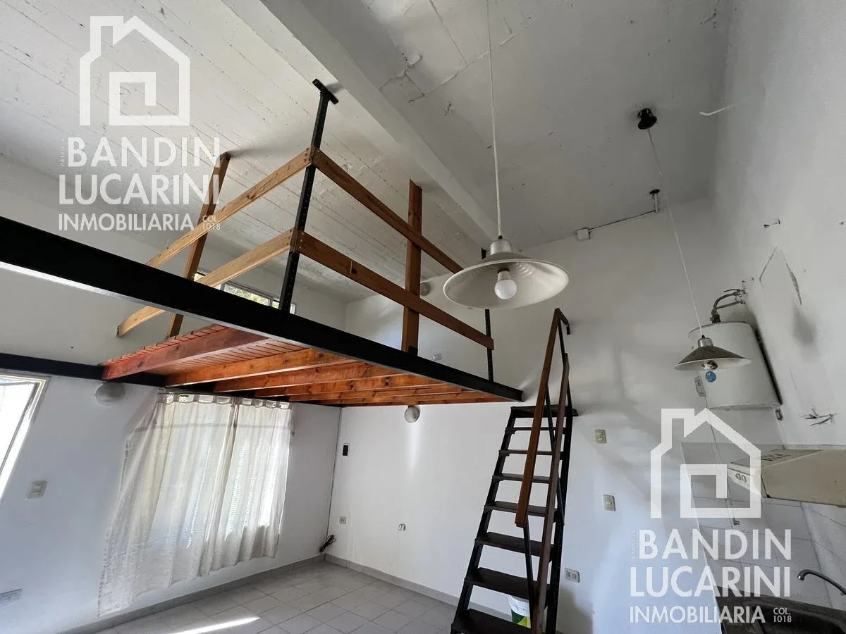 Departamento en Monoambiente con entrepiso en Alquiler en Berazategui. - Imagen 3