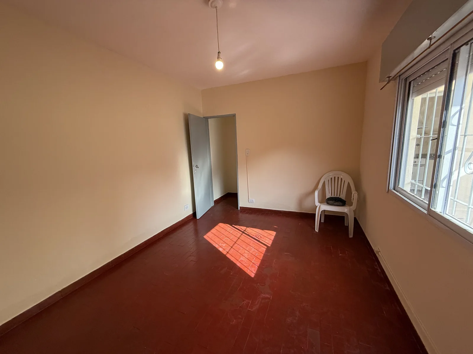 Departamento en alquiler en Berazategui 2 AMB Centro Berazategui - Imagen 2
